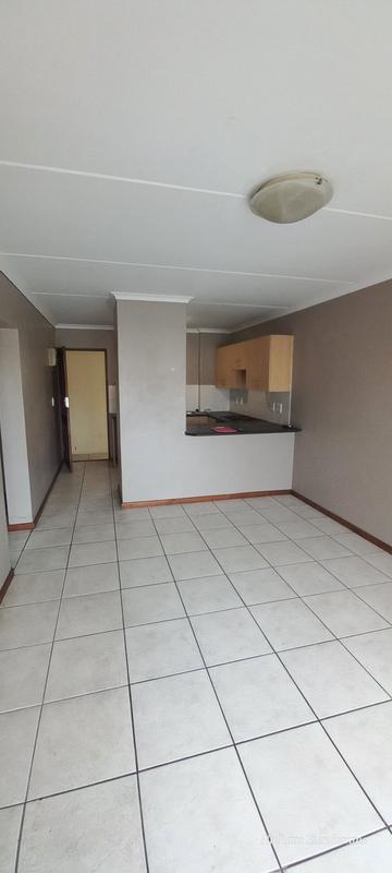 To Let 2 Bedroom Property for Rent in Guldenland Western Cape